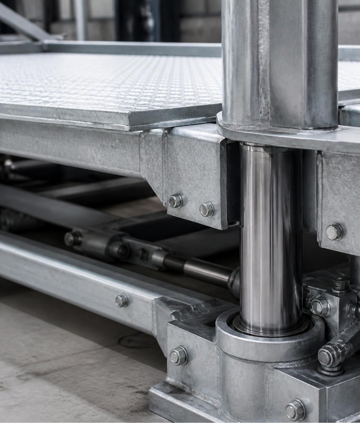 Hot-dip galvanized pallet and hydraulic cylinder detail of an AcePark parking system